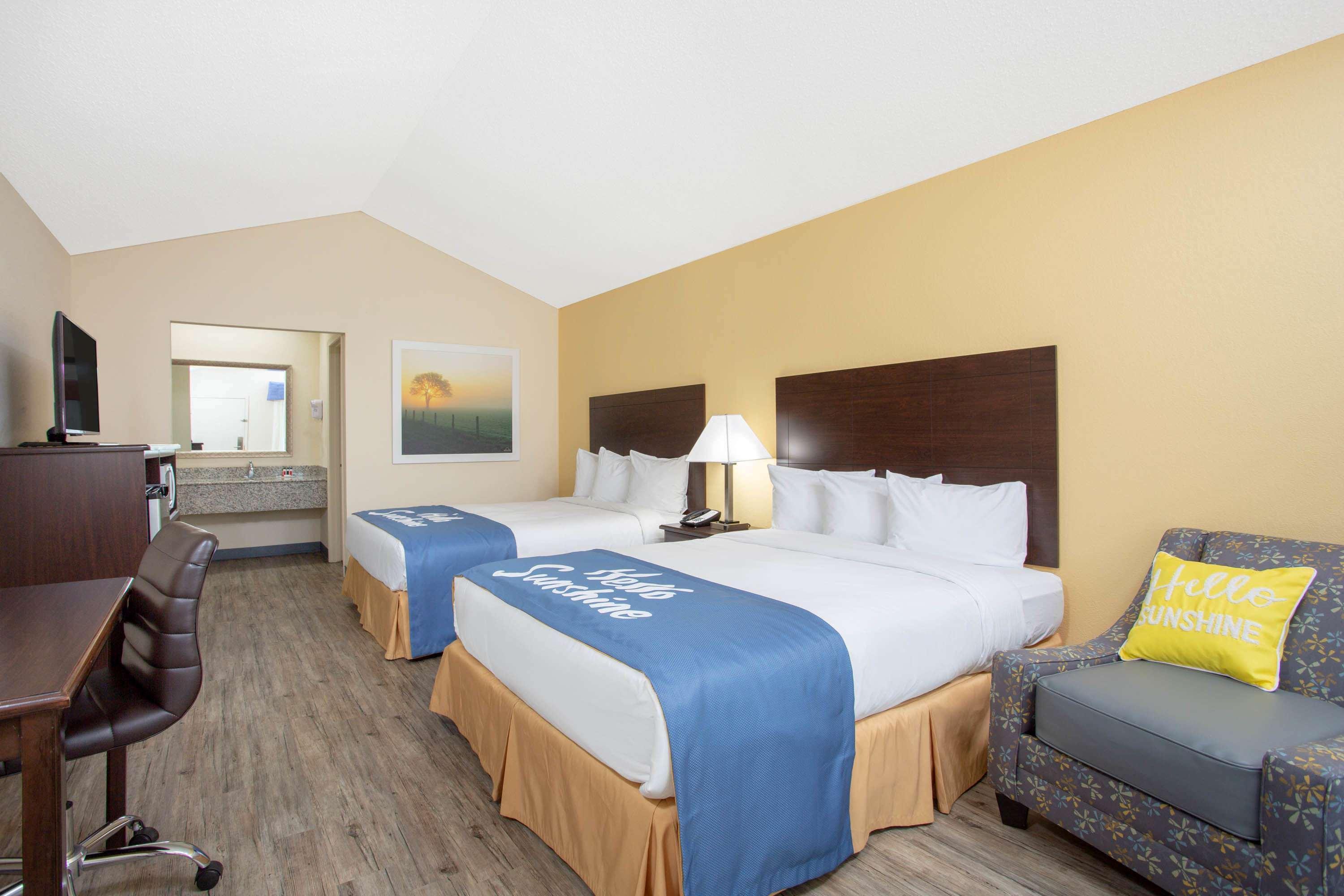 Days Inn By Wyndham Lake City Ngoại thất bức ảnh