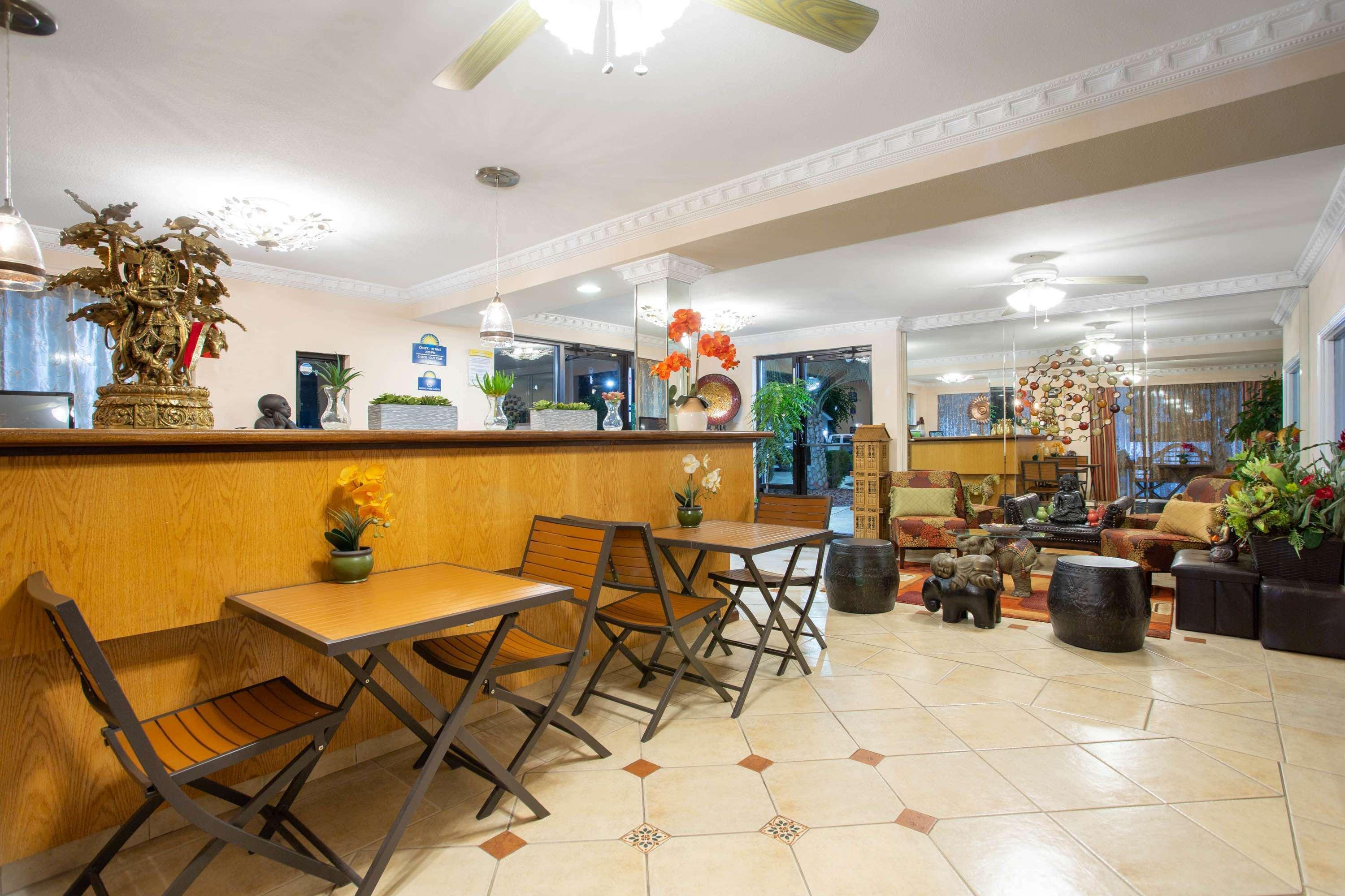 Days Inn By Wyndham Lake City Ngoại thất bức ảnh